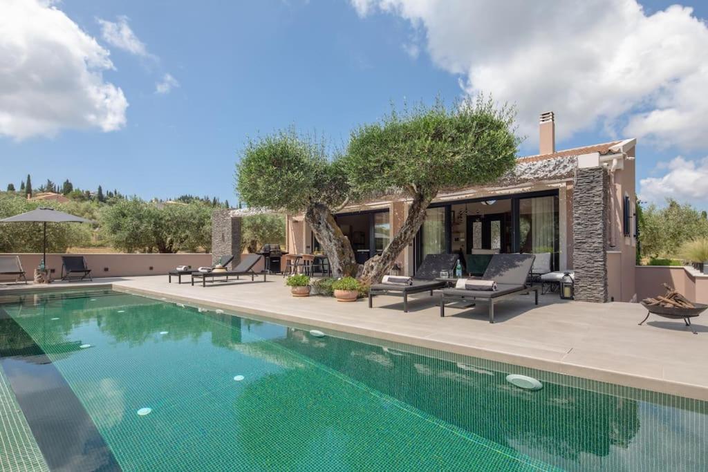Theolia Villa Gouvia